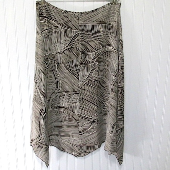 Nygard Asymmetrical Midi Skirt, Size 16 - Picture 3 of 10